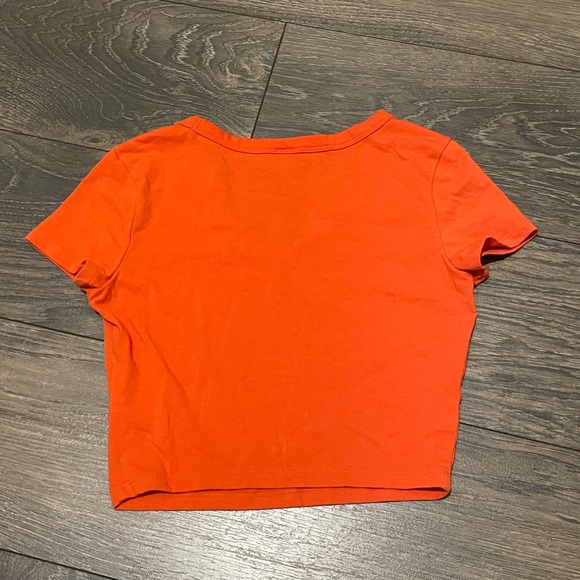 Orange crop top - Picture 2 of 3